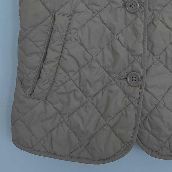 Gap Women's Lightweight Vest Tan Vest Size M - Picture 2 of 5